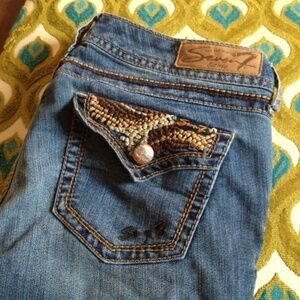 Seven Skinnies with Flap Pocket Embroidery